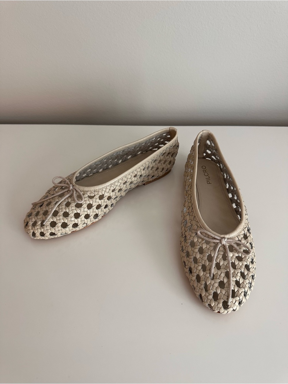Pilcro Anthropologie Woven Leather Ballet Flats Beige Bow Slip on Shoes EU 38